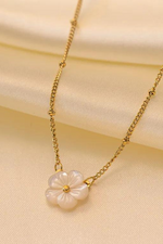 White Flower Pendant Necklace - Case Collection Clothing