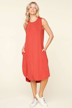 
            
                Load image into Gallery viewer, Gabbi Shirttail Hem Midi Dress - Case Collection Clothing
            
        